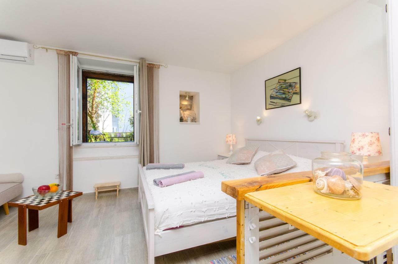 Apartment Hello Love Split Bagian luar foto
