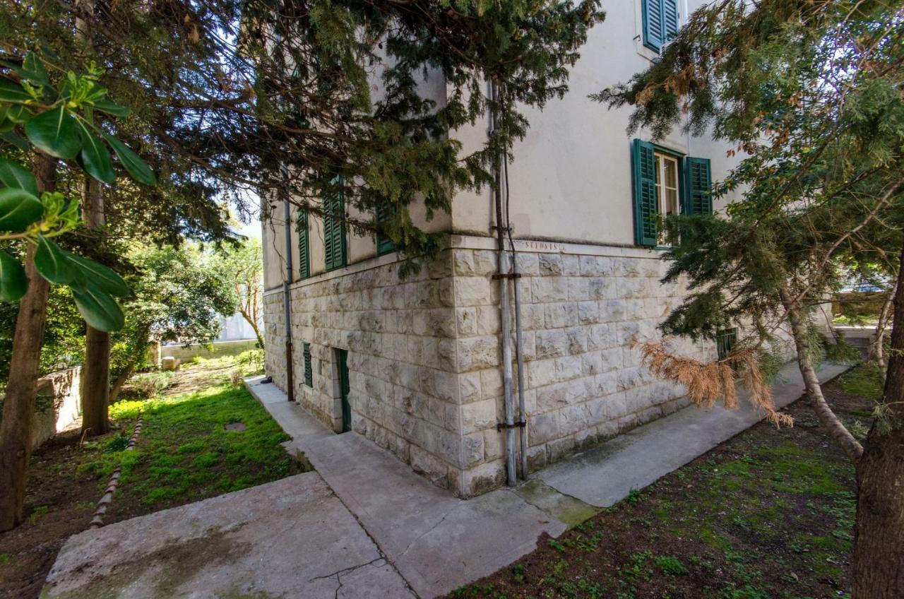 Apartment Hello Love Split Bagian luar foto